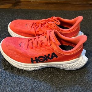 Women's | HOKA ONE ONE Carbon X 2 - HOT CORAL  - Size 7.5 - Width B